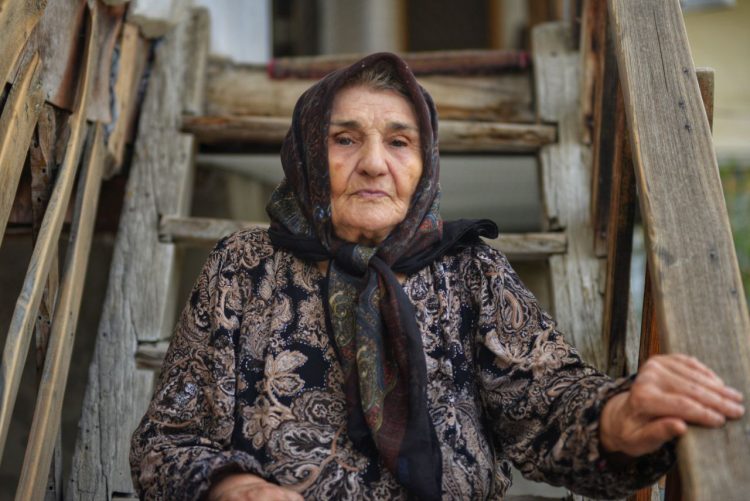 مجموعه مستند «رخ‌ مادر» به فصل دوم رسید