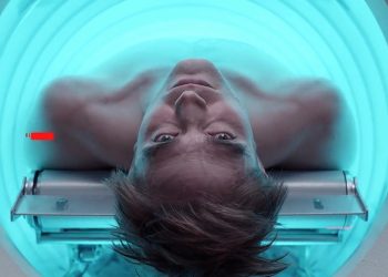 کارگردان #انگل فیلمی علمی-تخیلی به نام #میکی۱۷ را در مرحله پس از تولید دارد