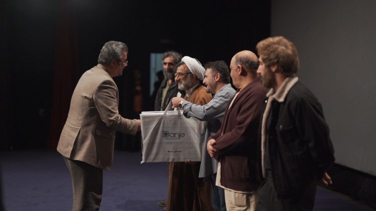 انتقاد کارگردان «ضد» از نگاه امنیتی به مساله فرهنگ/ نادر سلیمانی: با افتخار در فیلمی علیه منافقین بازی کردم