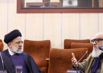 بدعت تاریخی ذیل ریاست خزاعی و دبیری امینی⇐پرزیدنت ابراهیم رئیسی در ستاد جشنواره فیلم #فجر۴۲