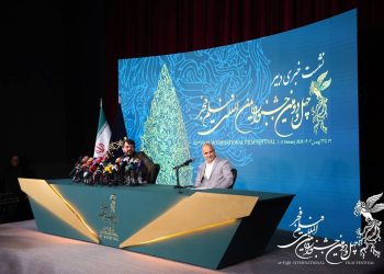 مجتبی امینی و مسعود نجفی در نشست جشنواره فیلم فجر۴۲