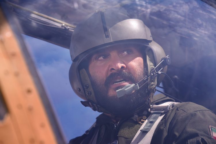 نخستین عکس از «آسمان غرب» رونمایی شد/ میلاد کی‌مرام در قامت خلبان شیرودی