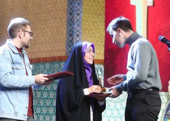 مرکز جوان سوره ۲ برگزیده جشنواره دانش‌آموزی مدرسه را بورسیه کرد