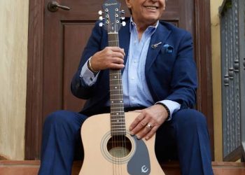 مرگ فرامرز اصلانی؛ آوازخوان "اگه یه روز بری سفر" 