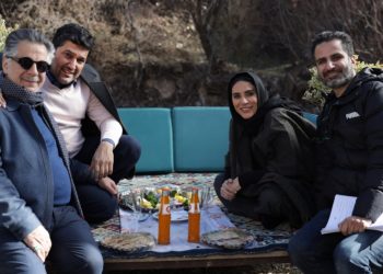 فیلم "مفت بر" با بازی حامد بهداد و سحر دولتشاهی آماده اکران شد