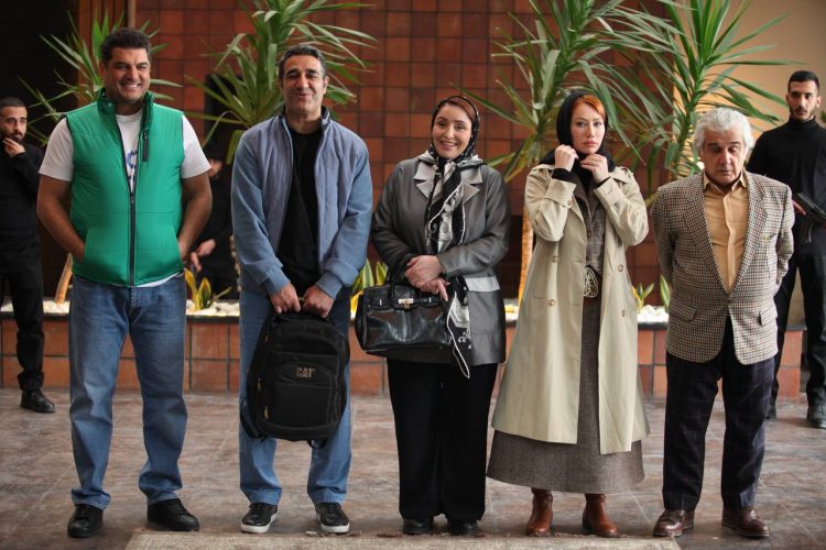 کمدی پرفروش سال به اکران آنلاین رسید/ «تگزاس ۳» را در نمایش خانگی ببینید