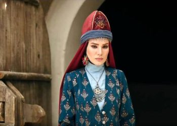 توت فرنگی و سریال "مهیار عیار"؟/تحلیل یک رسانه اصولگرا بر یک سریال روی آنتن