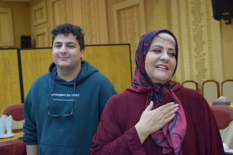 اکران آنلاین «سایههای روشن» در نوروز ۱۴۰۴