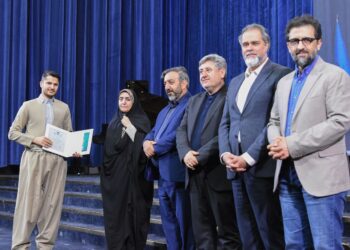 دعوت فریدزاده به هم‌افزایی ملی برای حمایت از استعدادهای جوان/ برگزیدگان معرفی شدند