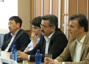 رئیس فرهنگستان علوم قزاقستان خواهان گسترش تعاملات با مرکز بین‌المللی میکروفیلم نور شد