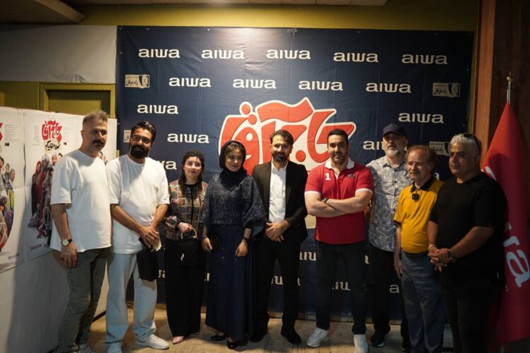 اکران فیلم «سلام علیکم حاج آقا» در رشت با حضور عوامل فیلم/ تبریزی: یک طنز شریف و خانوادگی ساخته‌ایم