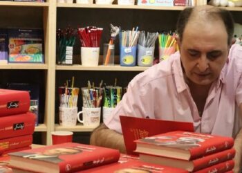 برپایی مراسم تشییع پیکر «بیژن اشتری» از مقابل خانه هنرمندان ایران