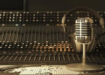 رادیو، میکروفن