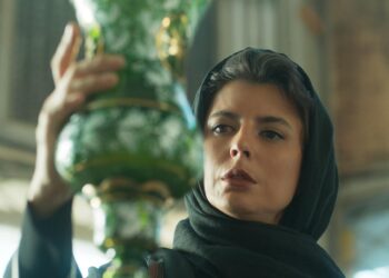 نقد اسکرین دیلی بر فیلم اکتای براهنی/«پیر پسر» اثری میخکوب کننده است