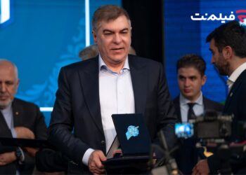 مدال کیفیت سال 1404 به علی سرتیپی اهدا شد/ بالا بردن کیفیت در سینما و شبکه نمایش خانگی