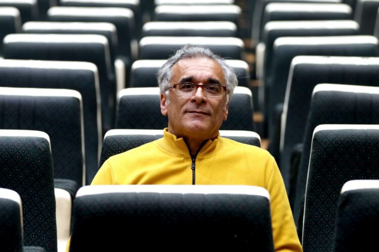 "دستهای طلایی" 2025 سازمان جهانی مایم به ساسان قجر رسید