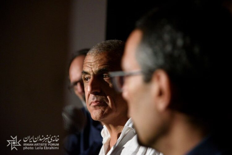 مانی حقیقی: فیلم نمی‌سازم که جواب بدهم، فیلم می‌سازم که سؤال بسازم