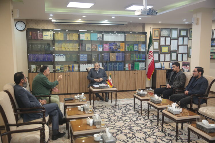 دبیر و مدیران جشنواره «لوتوس» با علی‌اکبر ولایتی دیدار کردند/رویداد منحصربه‌فرد فرهنگی در شأن جایگاه بانوان ایران اسلامی