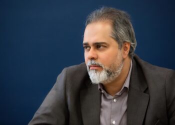 پاسخ کوبنده رائد فریدزاده به روسای خانه سینما+اعلام برنامه‌ی انتقال جشنواره جهانی فجر به شهرستان