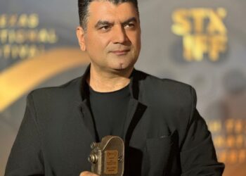 علی عطشانی با «ماه کوچولوی من» برنده جایزه بهترین فیلم از جشنواره تگزاس شد