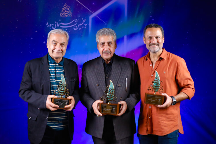 در پنجمین شب سینمایی سوره اتفاق افتاد/پاسداشت جعفری جوزانی،حسین یاری و حسین زندباف