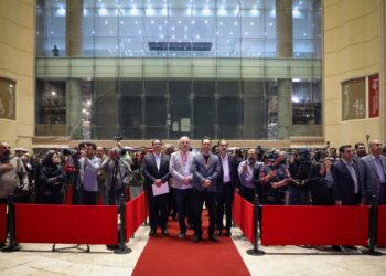 آغاز جشنواره جهانی فیلم فجر/ حسینی: جشنواره دعوتی برای دیدن جهان با نگاهی تازه است