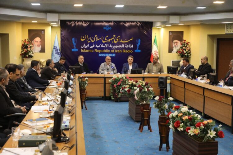 نقش راهبردی رادیو در اقناع افکار عمومی و مدیریت مشارکت انتخابات