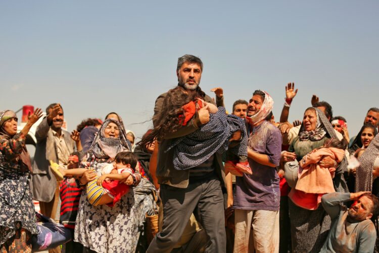 قصه بم روی پرده سینما می‌رود/ حامد زمانی برای فیلم «احمد» خواند