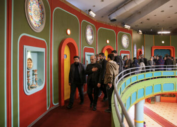 بازدید رییس رسانه ملی از پشت صحنه «هتل بسیار بسیار عجیب»/ پخش فصل اول در ماه رمضان