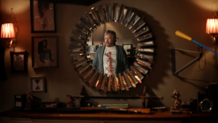 درباره‌ی فیلم «دختر پری خانوم»(ساخته‌ی علیرضا معتمدی): پسر مینو خانم!/زیبایی لوله‌ی زنگ زده‌ی مغروق