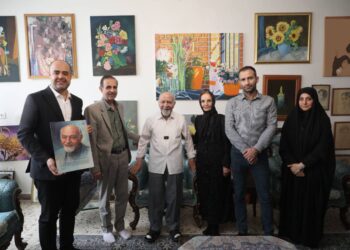 دیدار صمیمانه معاون صدا با امیر نوری گوینده پیشکسوت رادیو