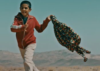 درباره‌ی فیلم «زندگی کوچک کوچک»(ساخته امیرحسین ثقفی): ضدّ اکبر!؟/فیلمِ توماج صالحی؟؟؟