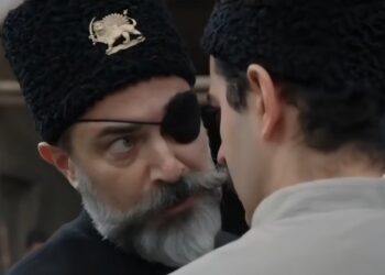 سریال سرخ و سیاه