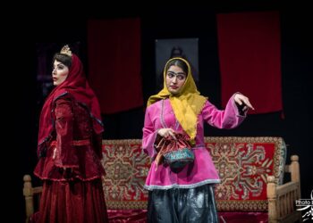 تابوشکنی زنانه در “فراموشخانه”/در گفتگو با آیلار نوشهری بازیگر نمایش مطرح شد  